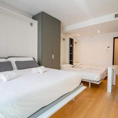 Twelve12 - Universita & Stazione Aparment Bari Exteriör bild